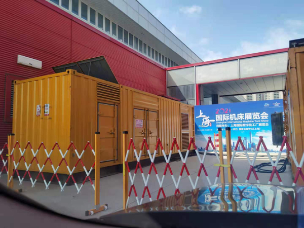 新绛出租发电机-柴油发电机和汽油发电机哪个更好一些？