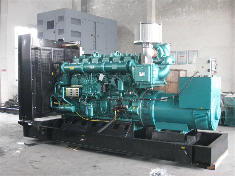新绛200KW 柴油发电机的油耗是多少?